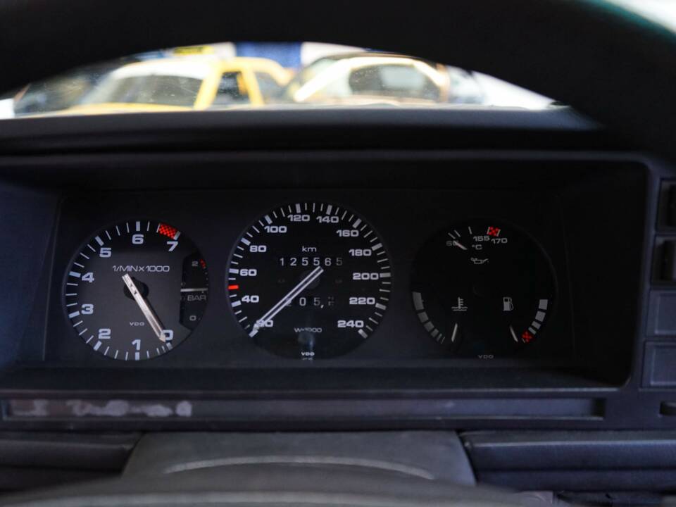 Immagine 29/39 di Audi 200 5T (1982)