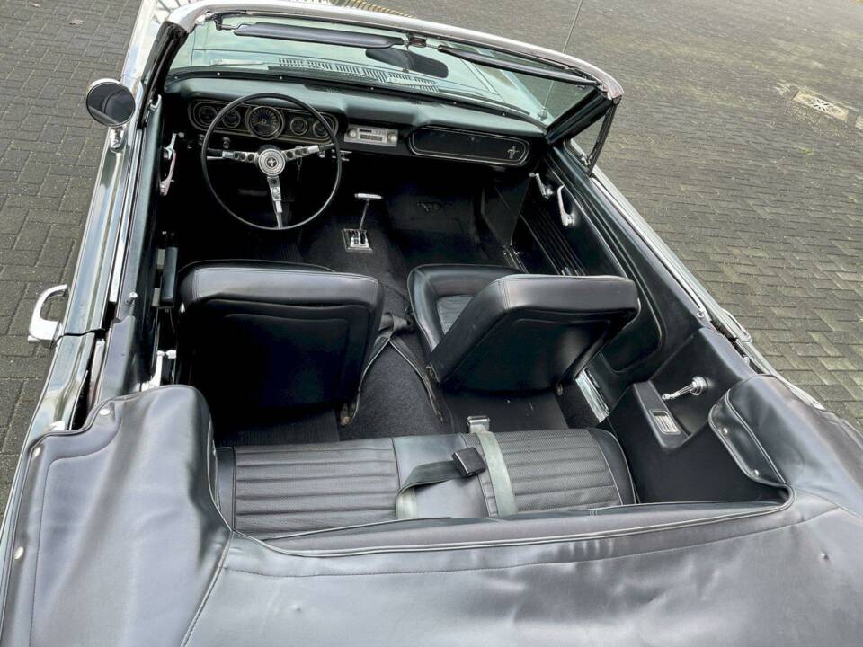 Image 17/36 of Ford Mustang GT (1966)