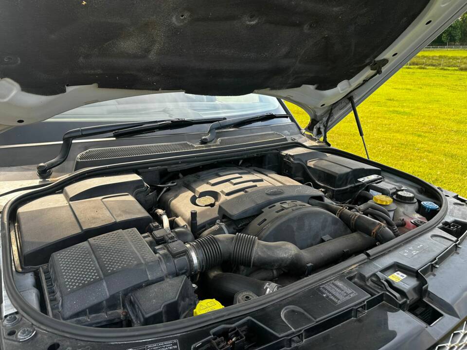 Bild 63/77 von Land Rover Range Rover Sport SDV6 (2013)