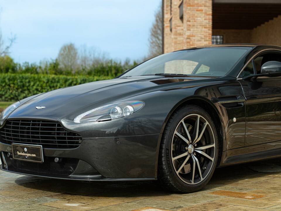 Bild 9/50 von Aston Martin V8 Vantage S (2013)