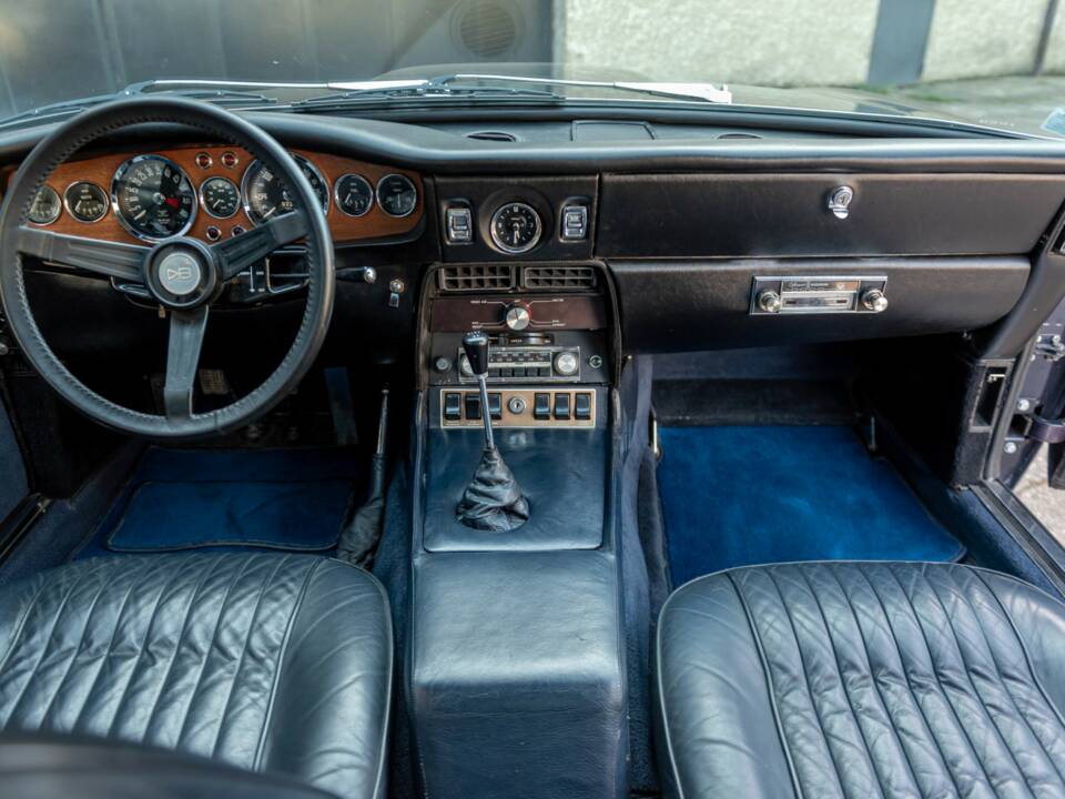 Immagine 41/50 di Aston Martin DBS Vantage (1969)