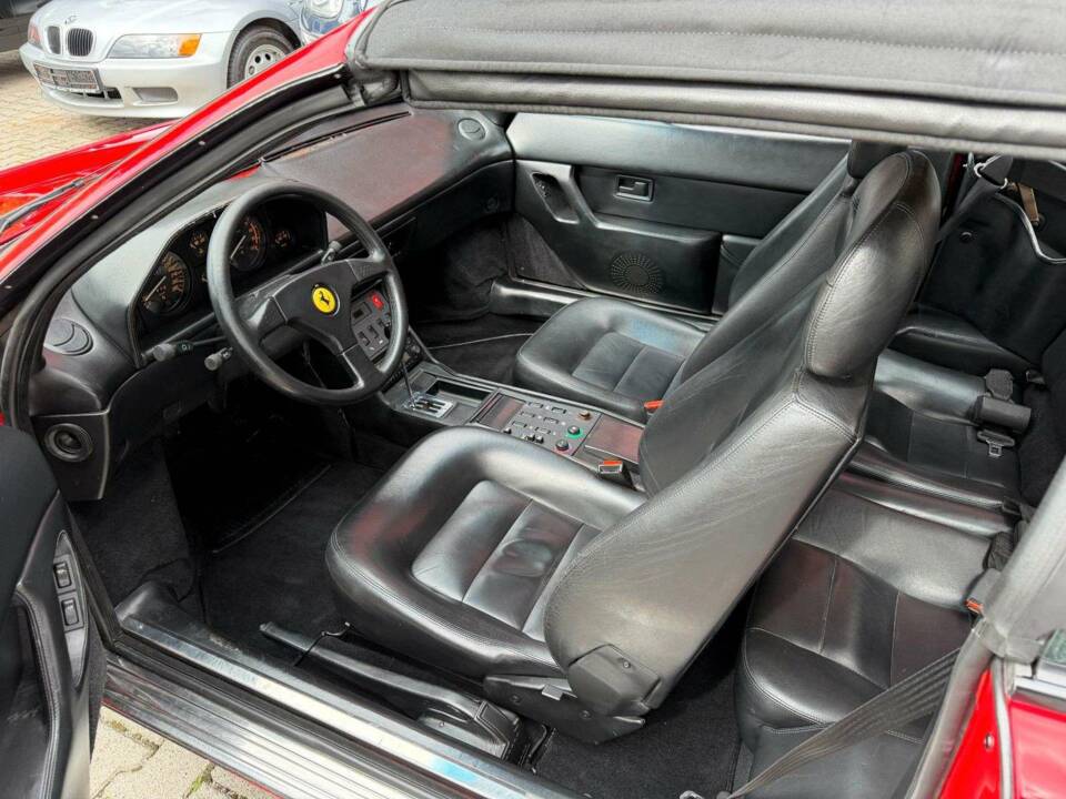 Afbeelding 13/33 van Ferrari Mondial T (1991)