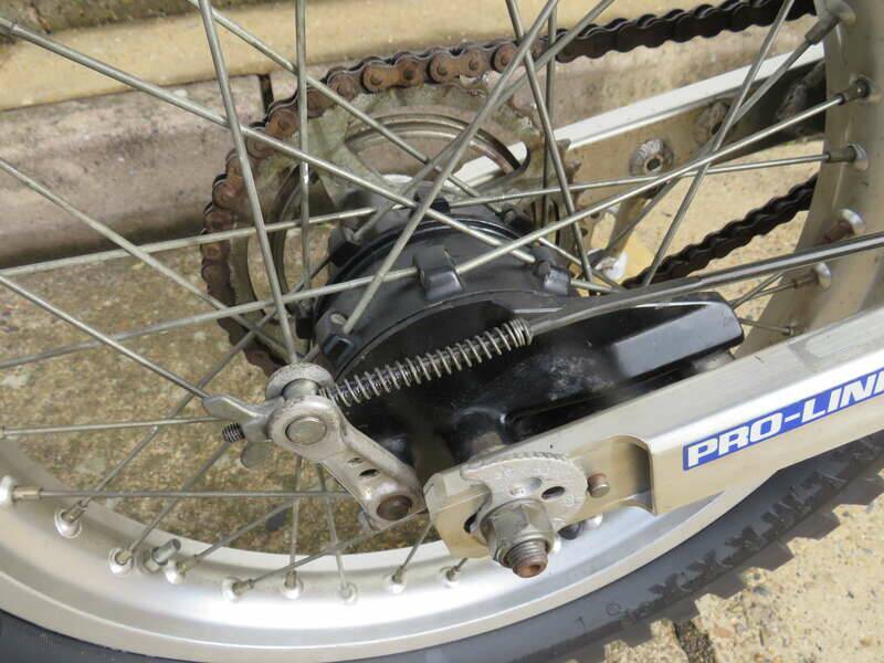 Image 28/33 of Honda TLR 250 (1986)