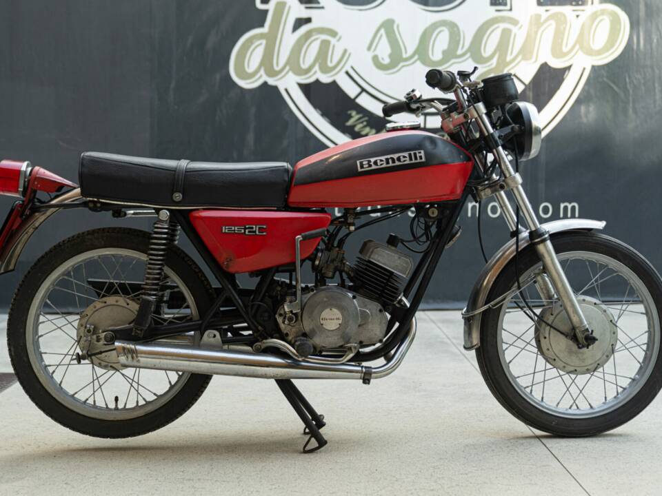 Image 5/26 de Benelli 125 Sport Special (1971)