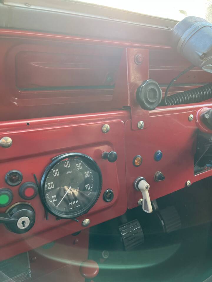 Image 4/14 of Land Rover 109 (1958)