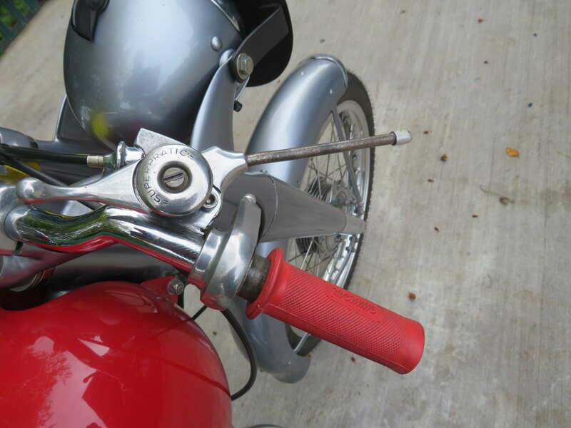 Bild 13/45 von MV Agusta 150 Sport (1953)