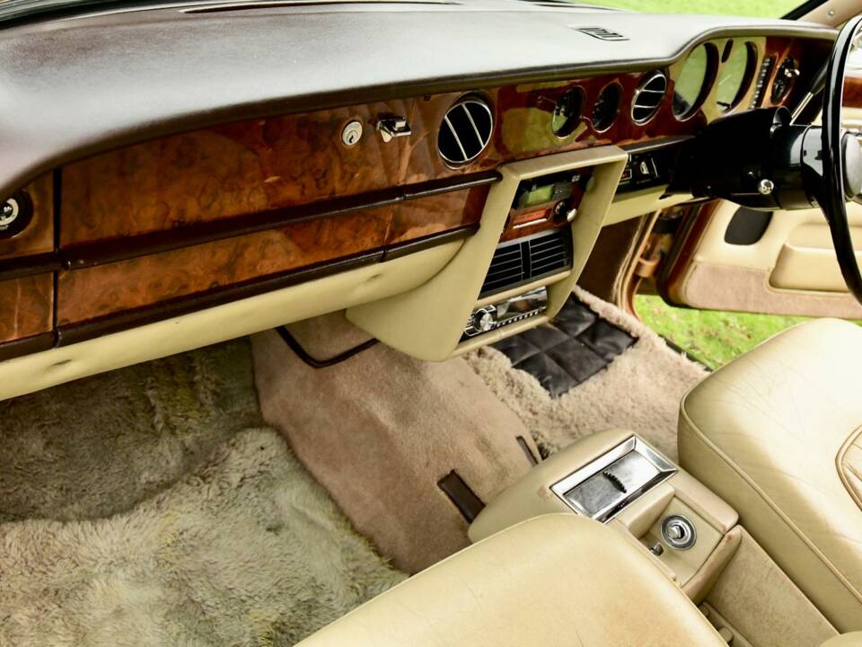 Bild 34/50 von Rolls-Royce Silver Shadow II (1979)
