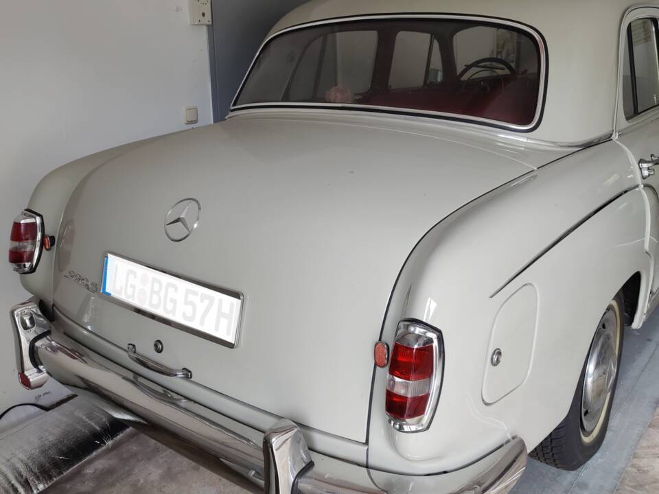 Bild 5/12 von Mercedes-Benz 220 S (1959)