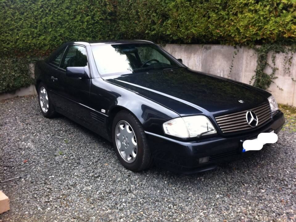 Image 4/38 of Mercedes-Benz SL 320 (1994)