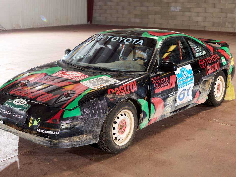Bild 26/43 von Toyota MR2 2.0 (1989)