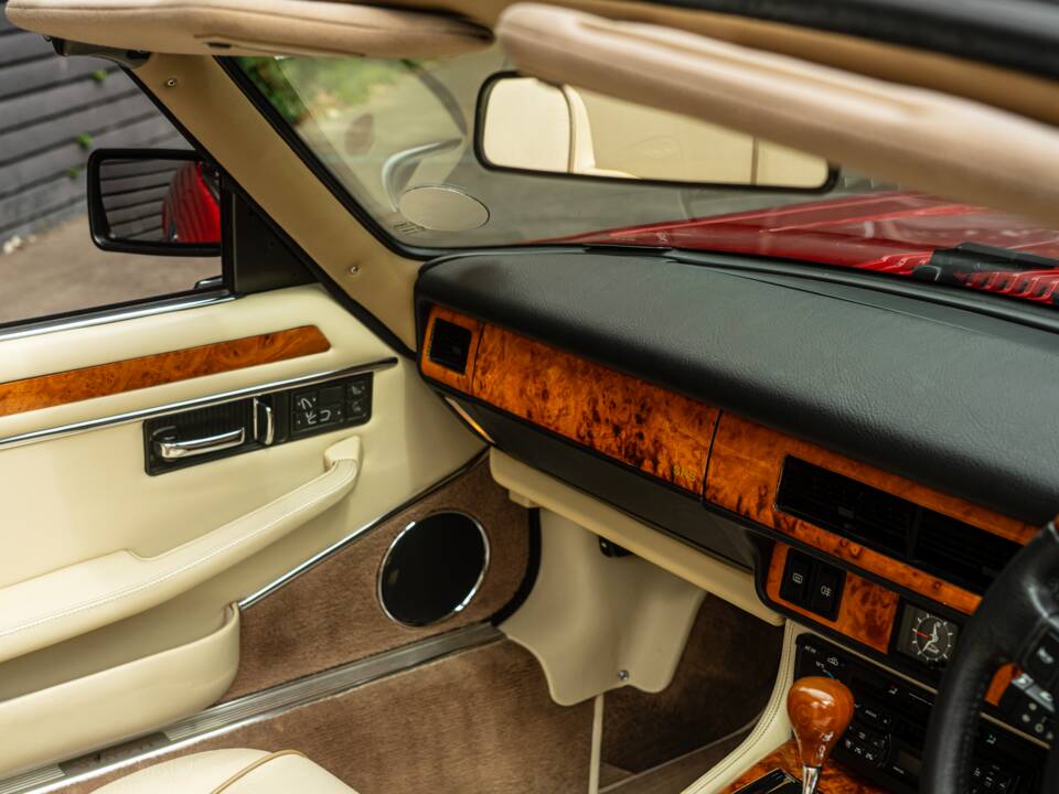 Imagen 41/61 de Jaguar XJS 4.0 Celebration (1995)