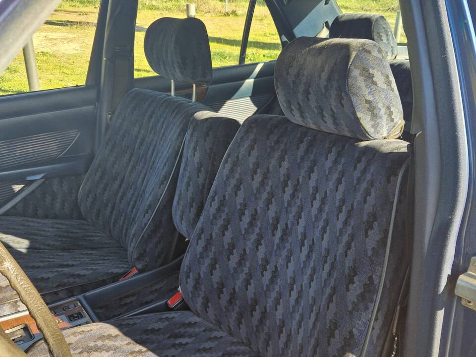 Bild 2/8 von Mercedes-Benz 500 SE (1981)