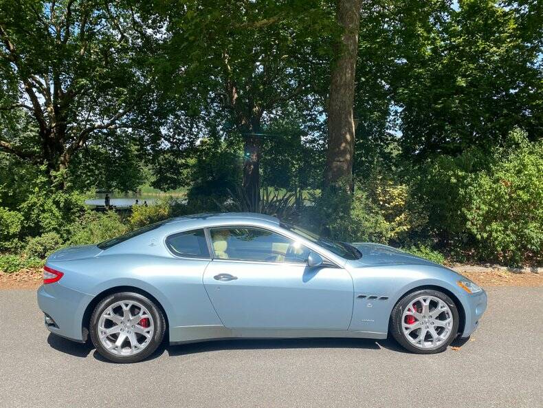 Image 40/50 de Maserati GranTurismo 4.2 (2008)