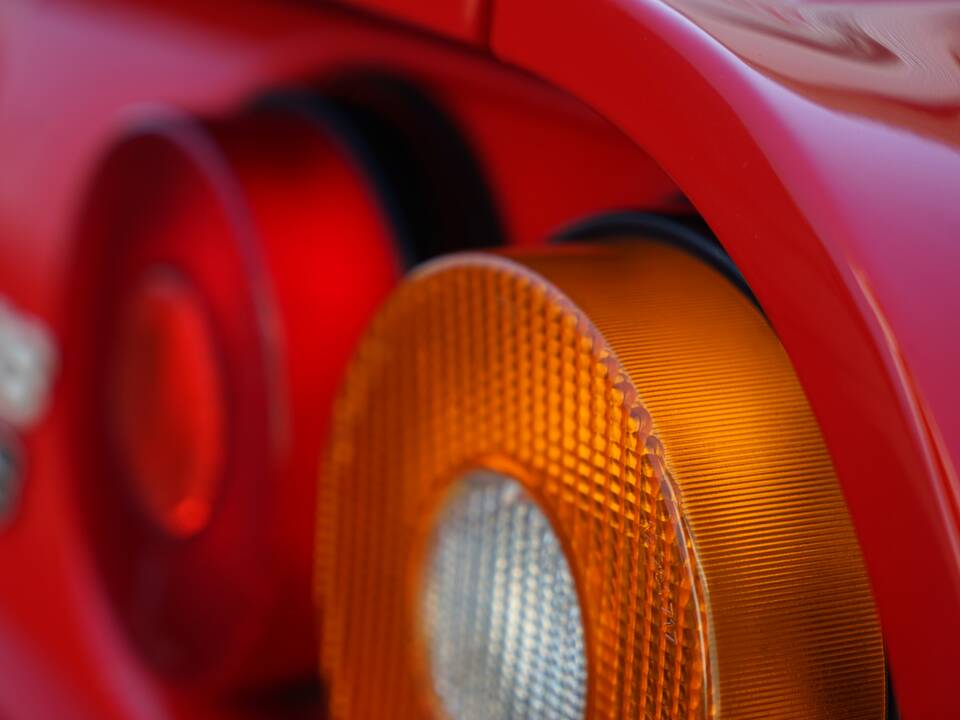 Image 9/27 de Ferrari 328 GTB (1985)