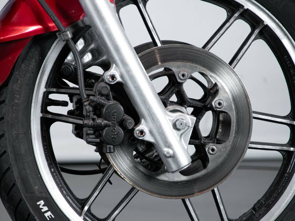 Bild 39/50 von Honda CB 650 SC Nighthawk (1988)