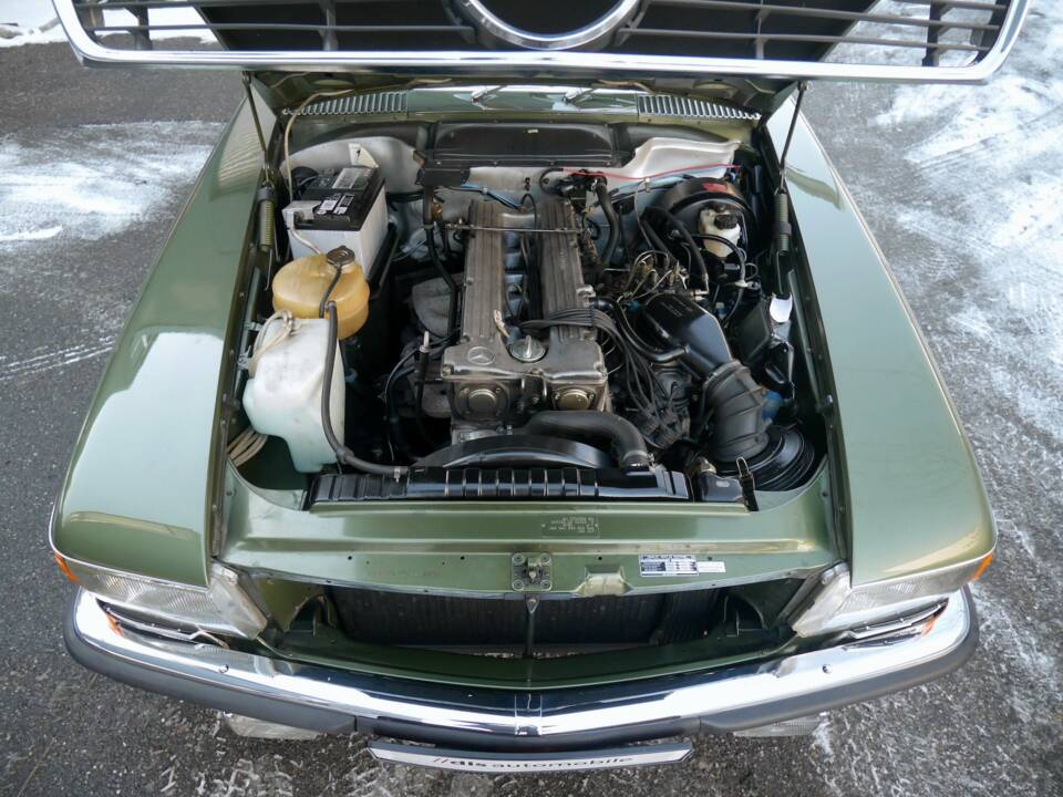 Afbeelding 31/41 van Mercedes-Benz 280 SLC (1977)