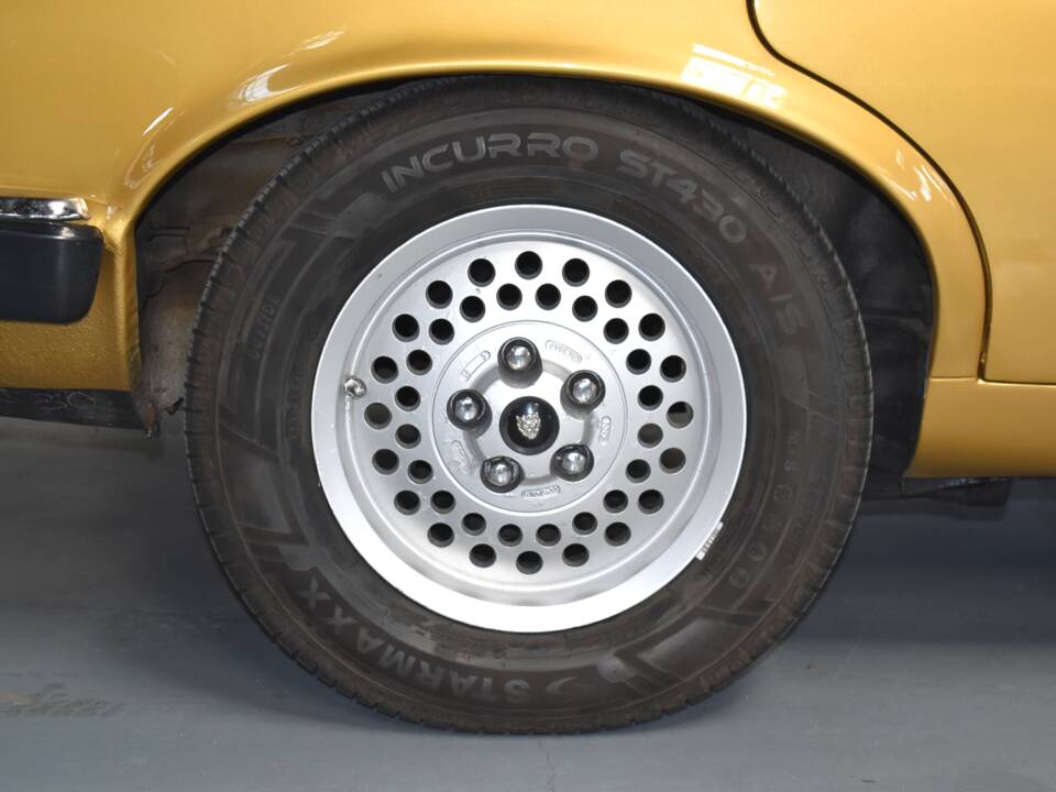 Image 37/47 of Daimler Sovereign 4.2 (1982)