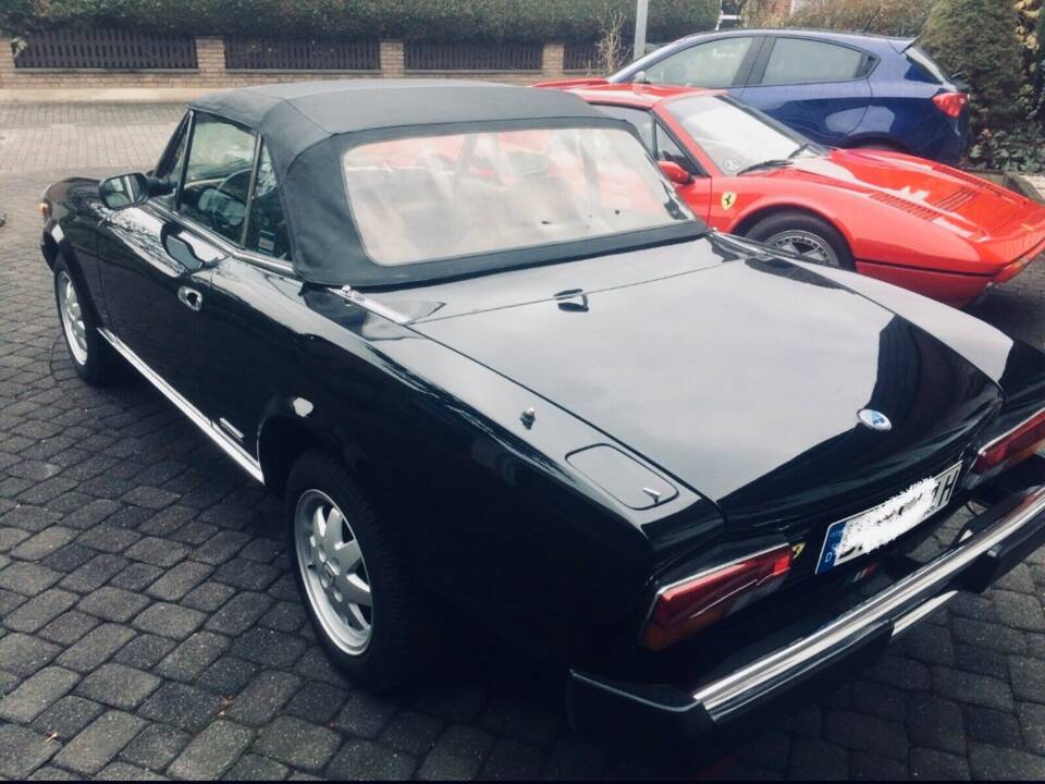 Image 4/14 of FIAT 124 Pininfarina Spidereuropa (1985)