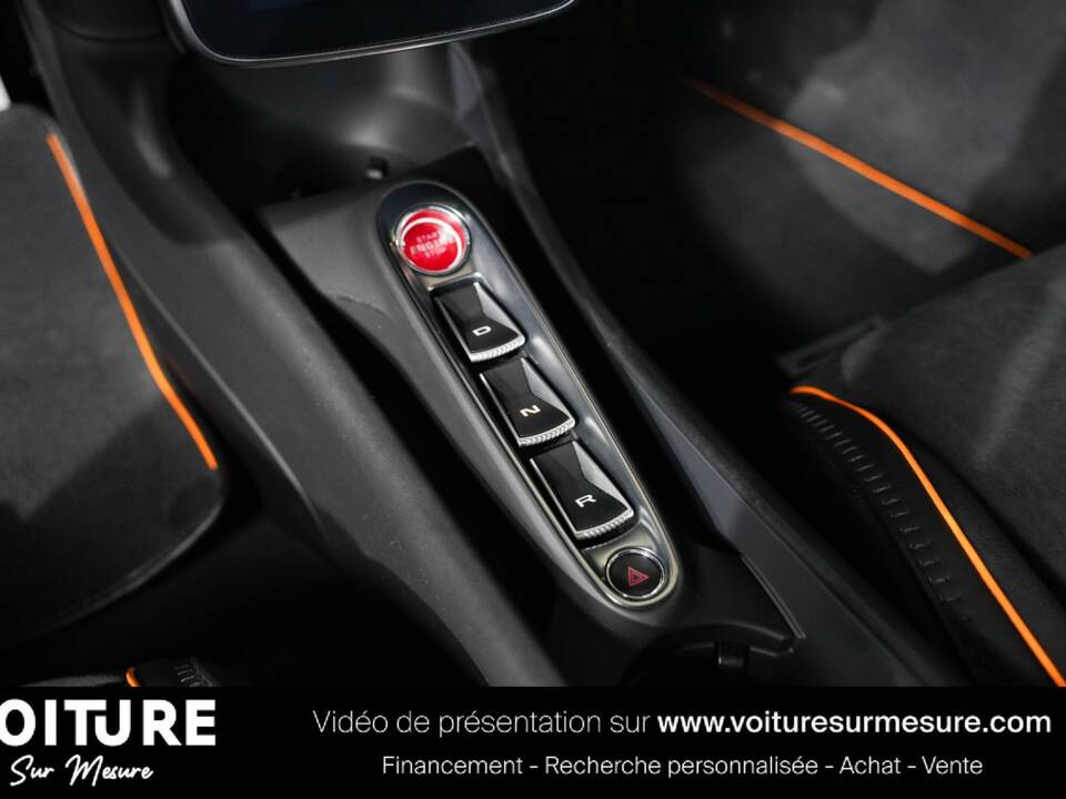Imagen 31/32 de McLaren Artura (2023)