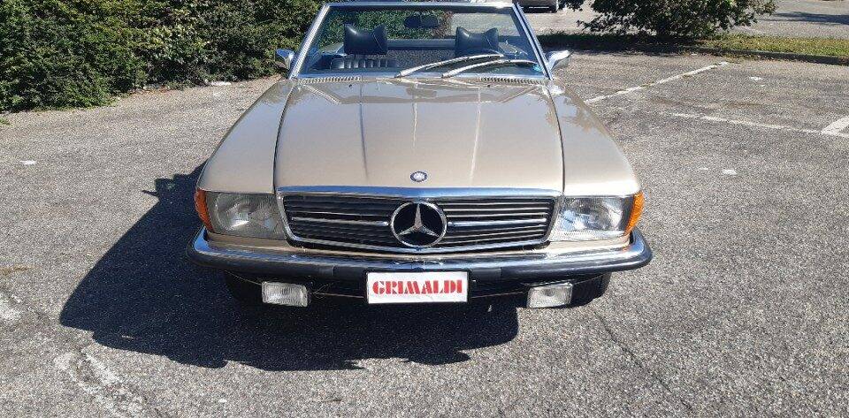 Image 3/34 de Mercedes-Benz 350 SL (1971)