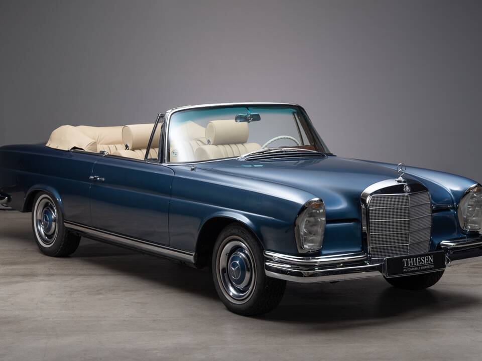 Bild 4/34 von Mercedes-Benz 250 SE (1966)