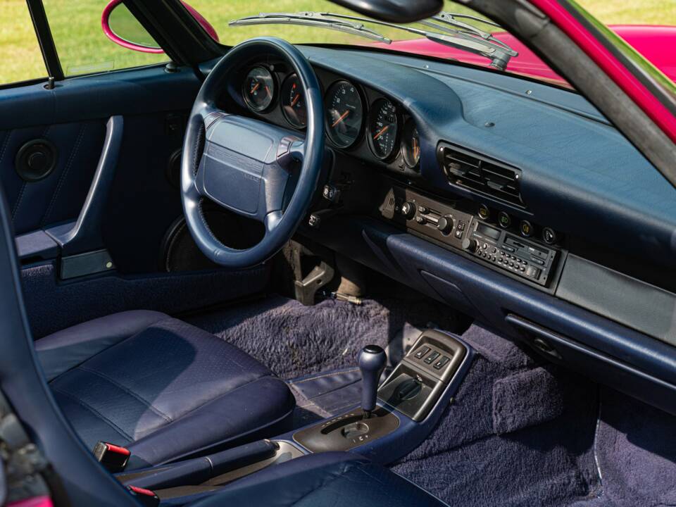 Image 46/50 of Porsche 911 Carrera 2 (1991)
