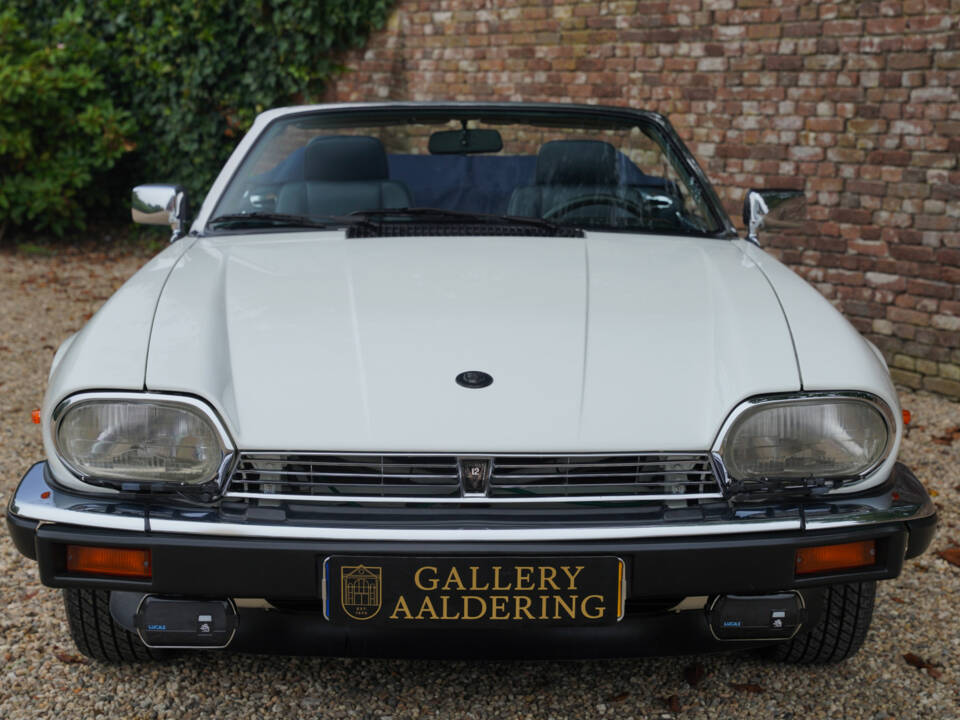 Image 5/50 of Jaguar XJS 5.3 V12 (1988)