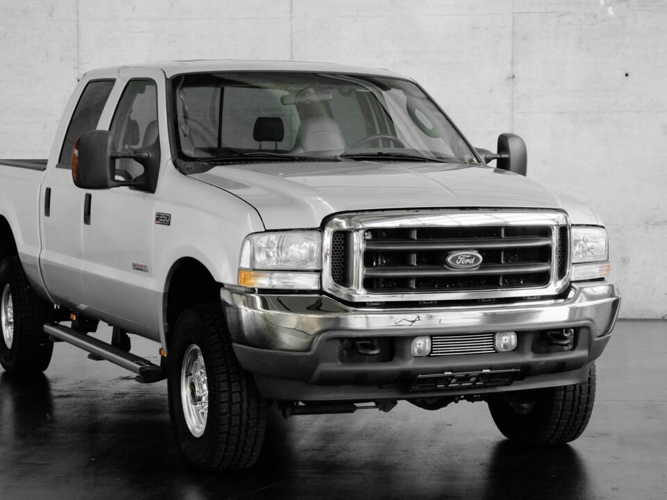 Image 9/41 de Ford F-350 Super Duty (2004)