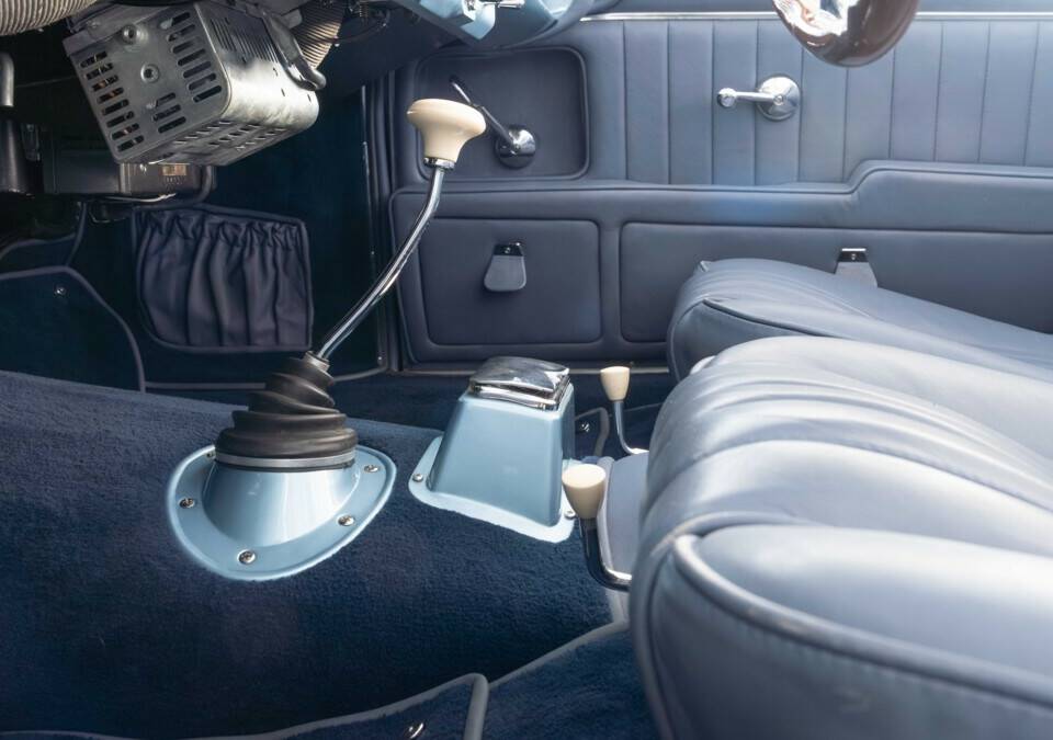 Bild 30/35 von BMW 507 (1957)