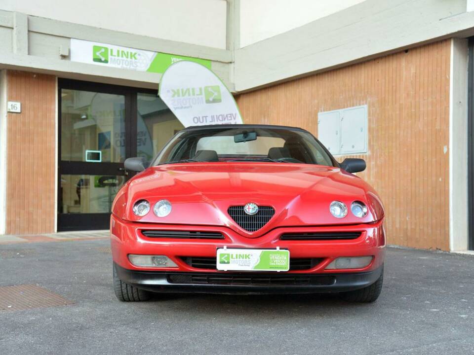 Bild 9/10 von Alfa Romeo Spider 2.0 Twin Spark 16V (1995)