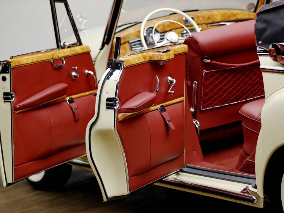 Bild 17/27 von Mercedes-Benz 300 b Cabriolet D (1955)