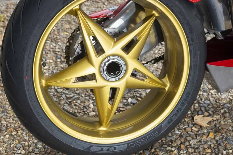 Bild 11/50 von MV Agusta DUMMY (2000)