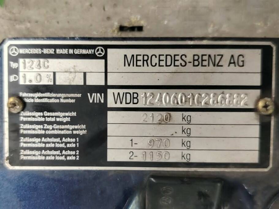 Afbeelding 36/40 van Mercedes-Benz E 200 (1996)