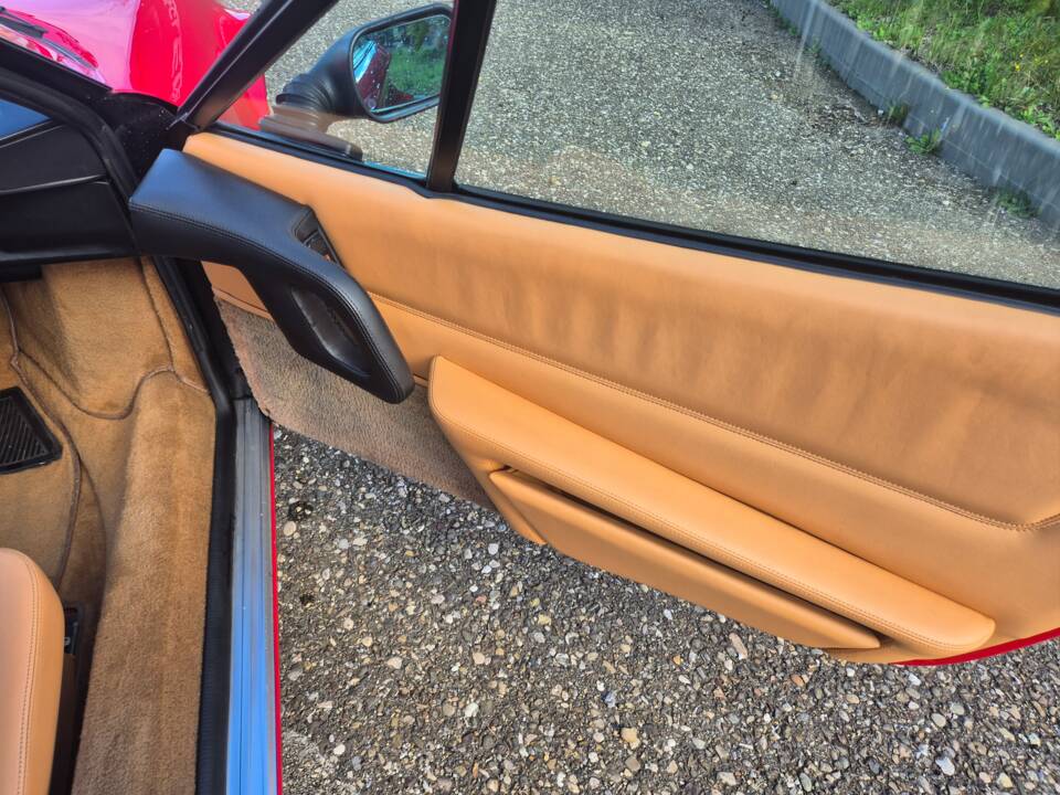 Afbeelding 13/15 van Ferrari 328 GTS (1986)