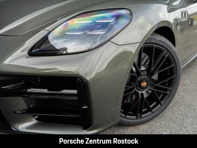 Obraz 3/33 pojazdu Porsche Panamera GTS (1900)