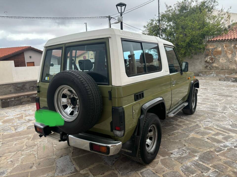 Bild 57/60 von Toyota Land Cruiser Turbo LJ 70 (1987)