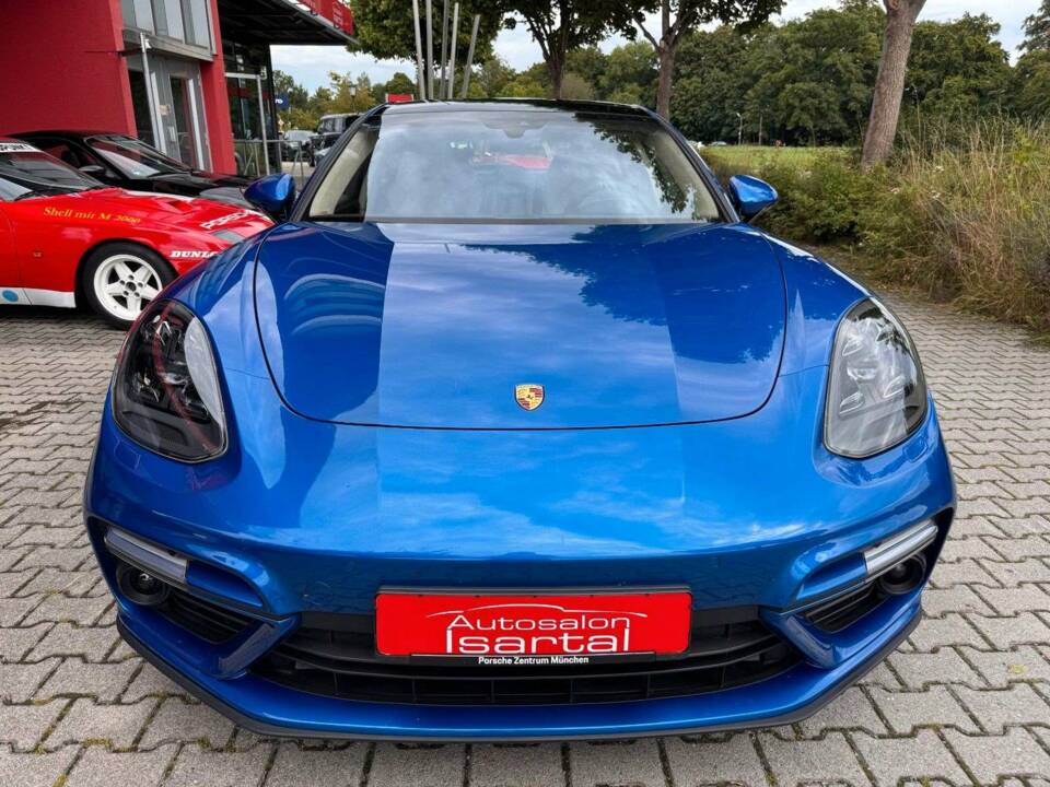 Bild 8/20 von Porsche Panamera Turbo Sport Turismo (2019)