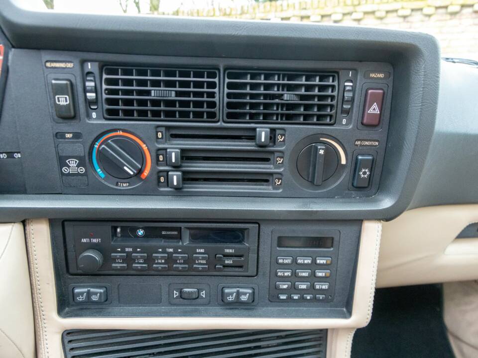 Bild 50/50 von BMW M6 (1988)