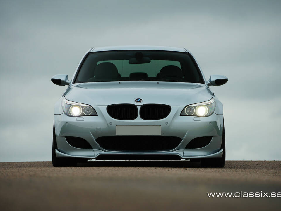 Afbeelding 9/22 van BMW M5 (2005)