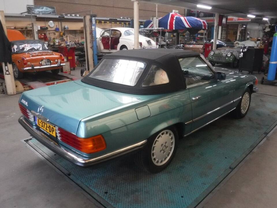 Bild 46/50 von Mercedes-Benz 380 SL (1981)