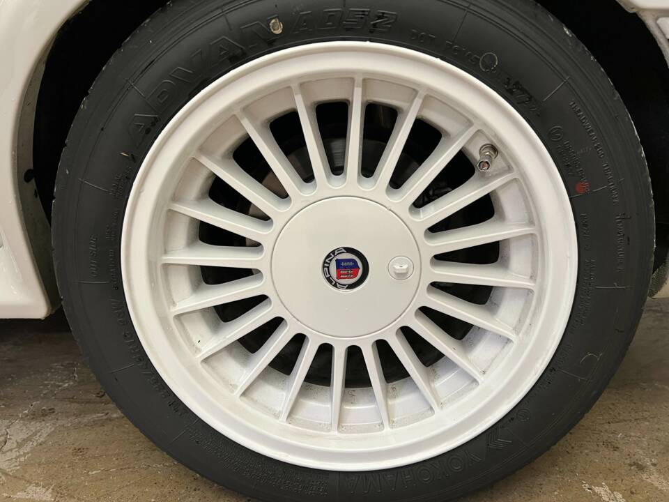 Bild 14/19 von BMW 325ix Touring (1988)