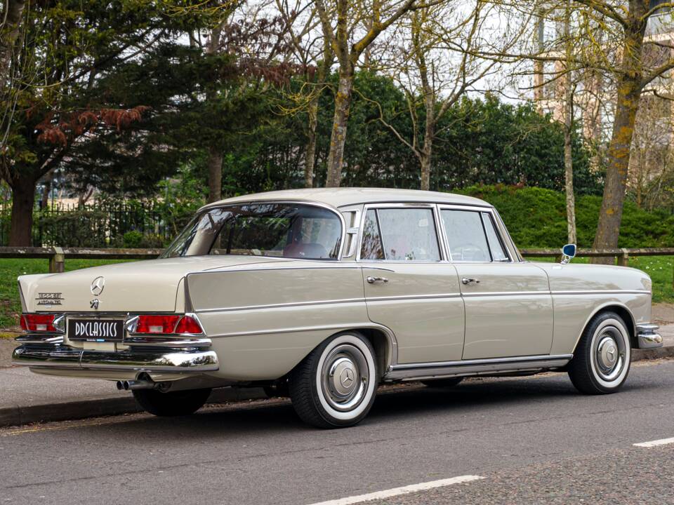 Bild 3/33 von Mercedes-Benz 300 SE (1965)