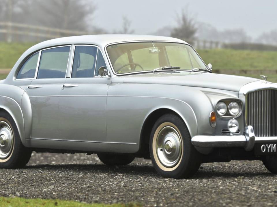 Immagine 16/50 di Bentley S 3 Continental Flying Spur (1963)