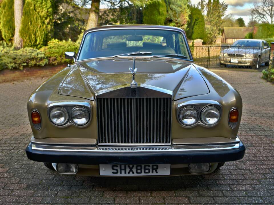 Image 4/50 of Rolls-Royce Silver Shadow II (1977)