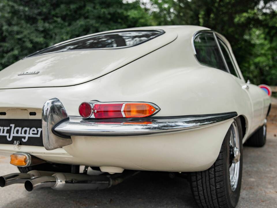 Image 18/50 de Jaguar Type E 3.8 (1963)
