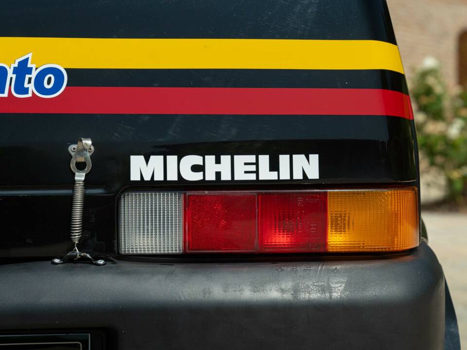 Image 19/50 of FIAT Cinquecento Sporting Trofeo (1993)