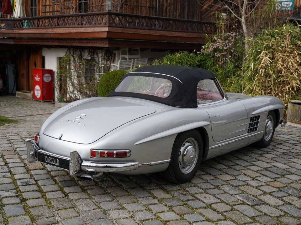 Image 6/37 of Mercedes-Benz 300 SL Roadster (1958)