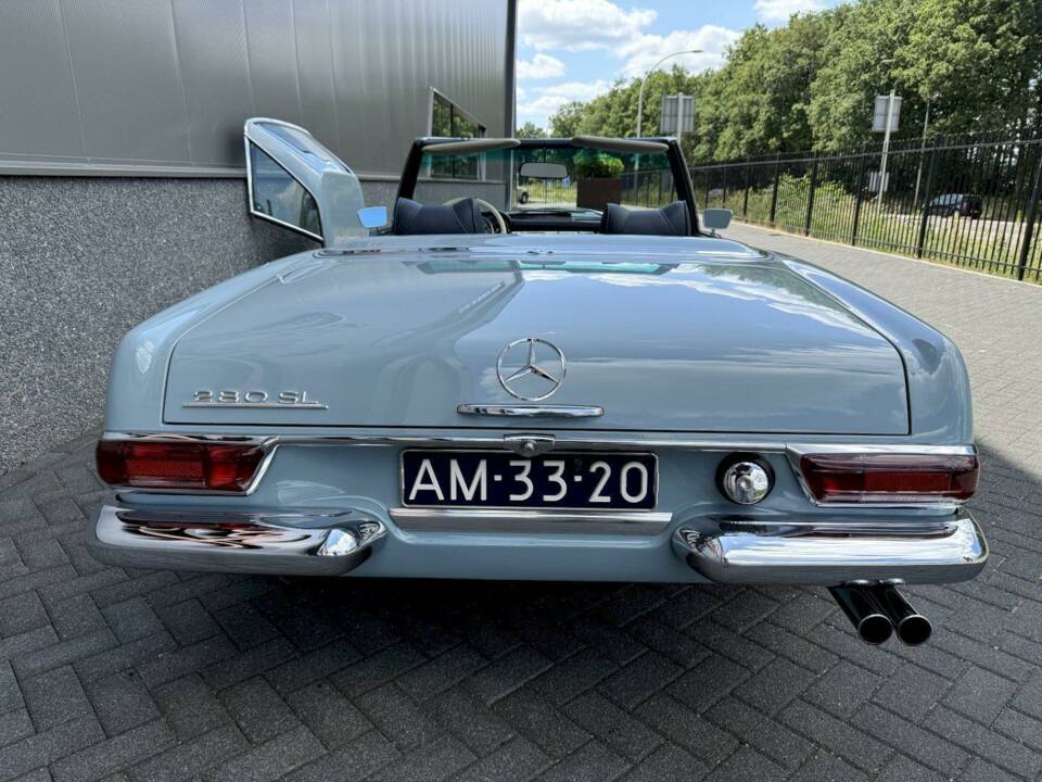 Bild 9/36 von Mercedes-Benz 280 SL (1969)