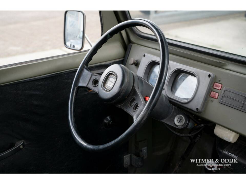 Immagine 14/26 di Suzuki LJ 80 (1980)
