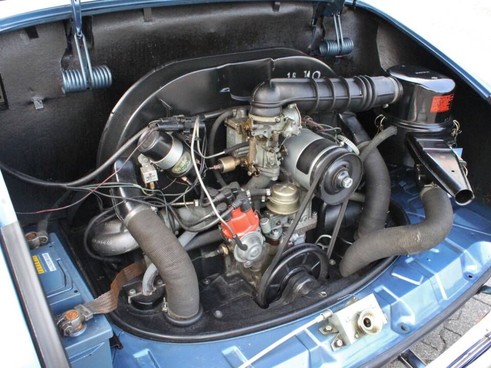 Imagen 11/27 de Volkswagen Karmann Ghia 1600 (1971)
